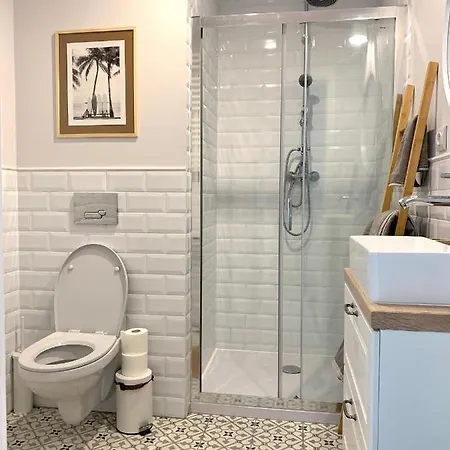 Mieszkanie W Marynarskim Stylu 700m Od Morza Apartamento